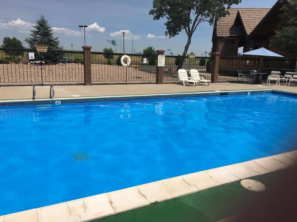 Americas Best Value Inn & Suites Ft Collins E At I-25 Fort Collins Eksteriør bilde