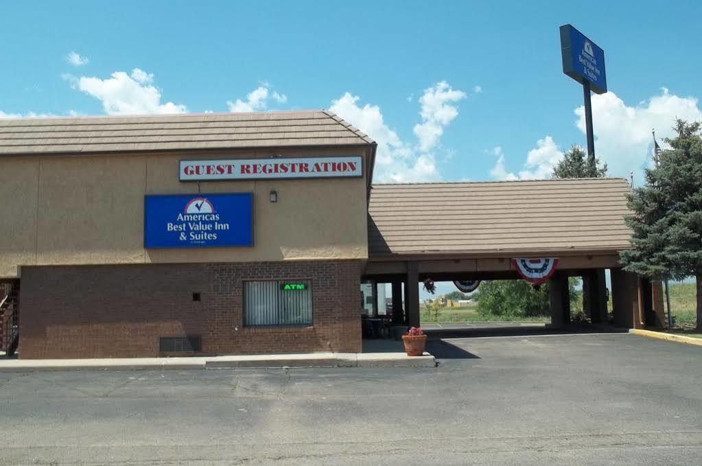 Americas Best Value Inn & Suites Ft Collins E At I-25 Fort Collins Eksteriør bilde