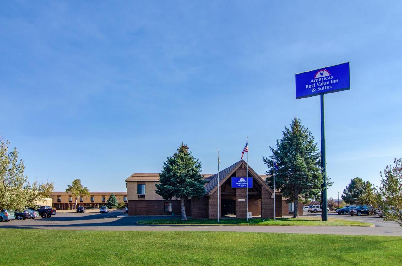 Americas Best Value Inn & Suites Ft Collins E At I-25 Fort Collins Eksteriør bilde