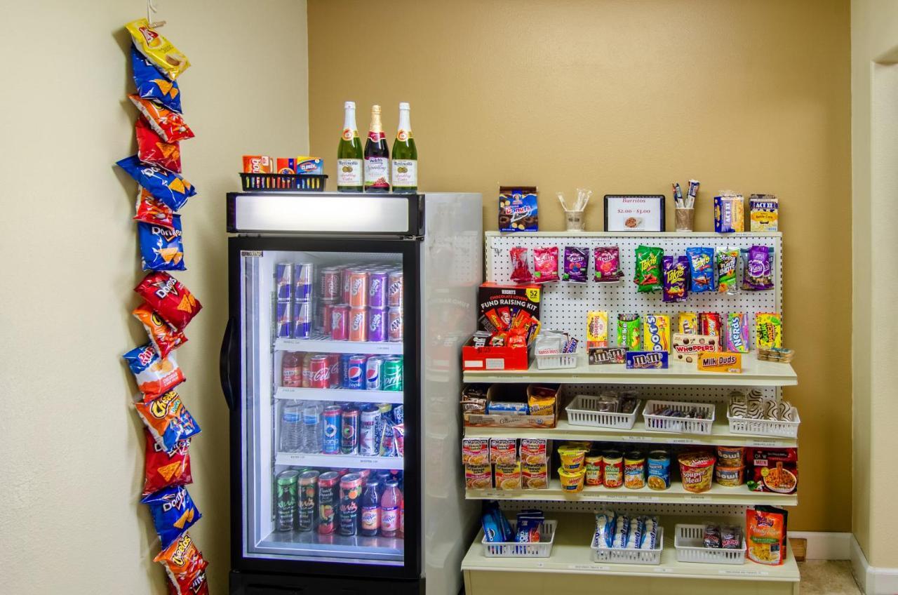 Americas Best Value Inn & Suites Ft Collins E At I-25 Fort Collins Eksteriør bilde
